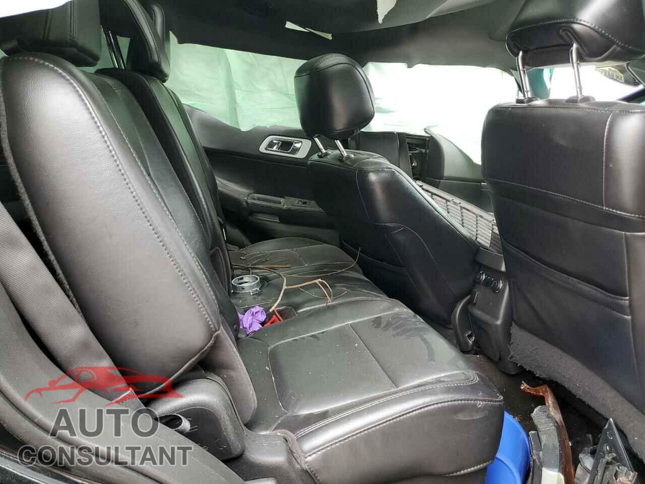 FORD EXPLORER 2013 - 1FM5K7D88DGA05948
