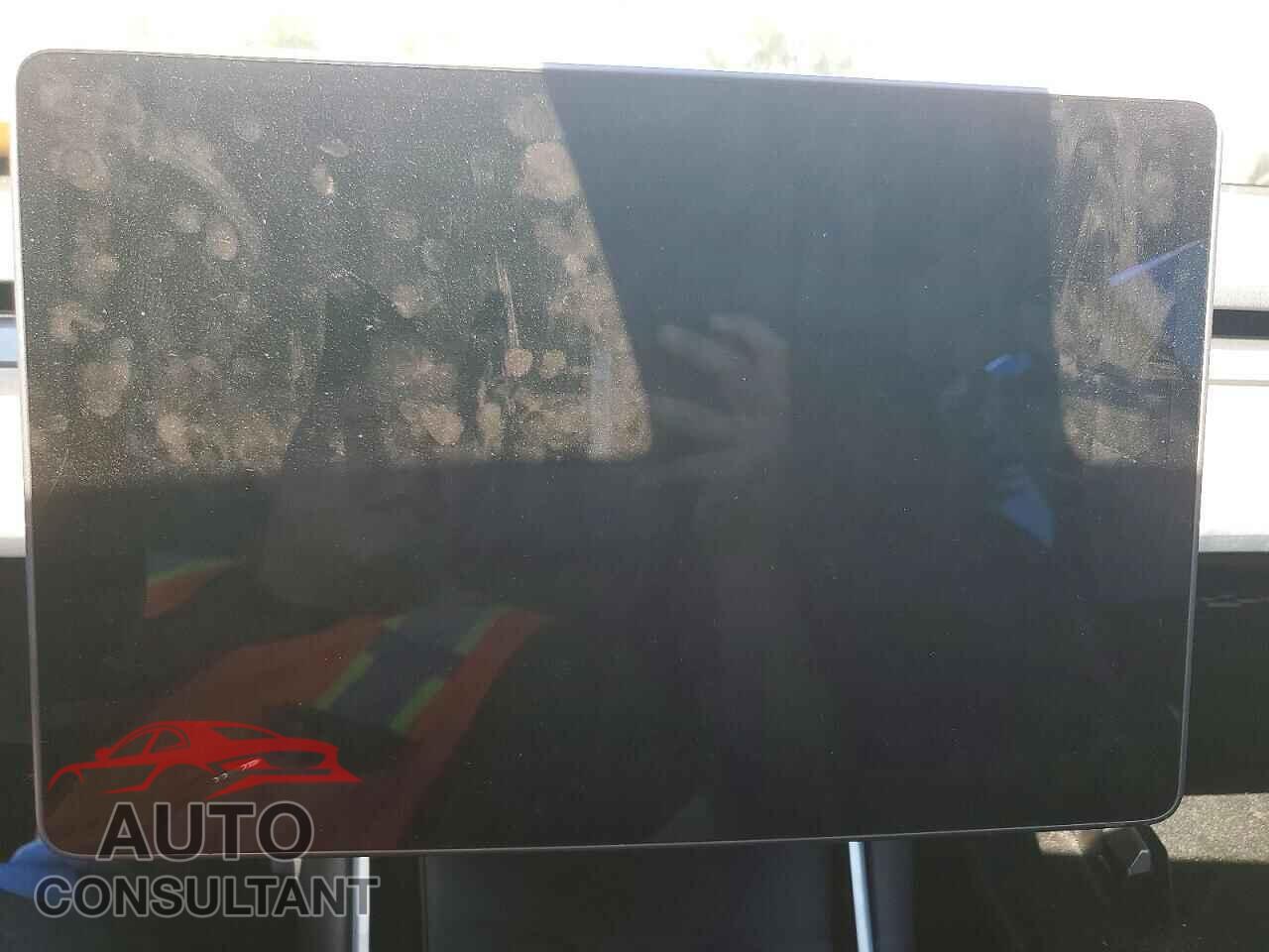 TESLA MODEL 3 2018 - 5YJ3E1EB1JF088767