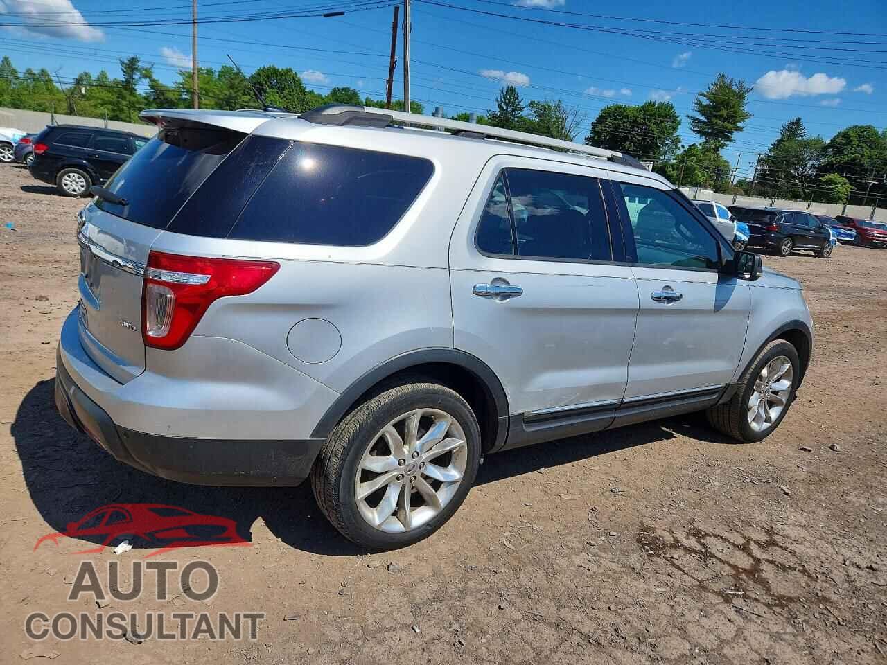 FORD EXPLORER 2011 - 1FMHK8D83BGA67452