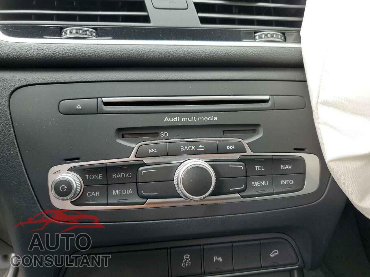 AUDI Q3 2018 - WA1ECCFS2JR025352