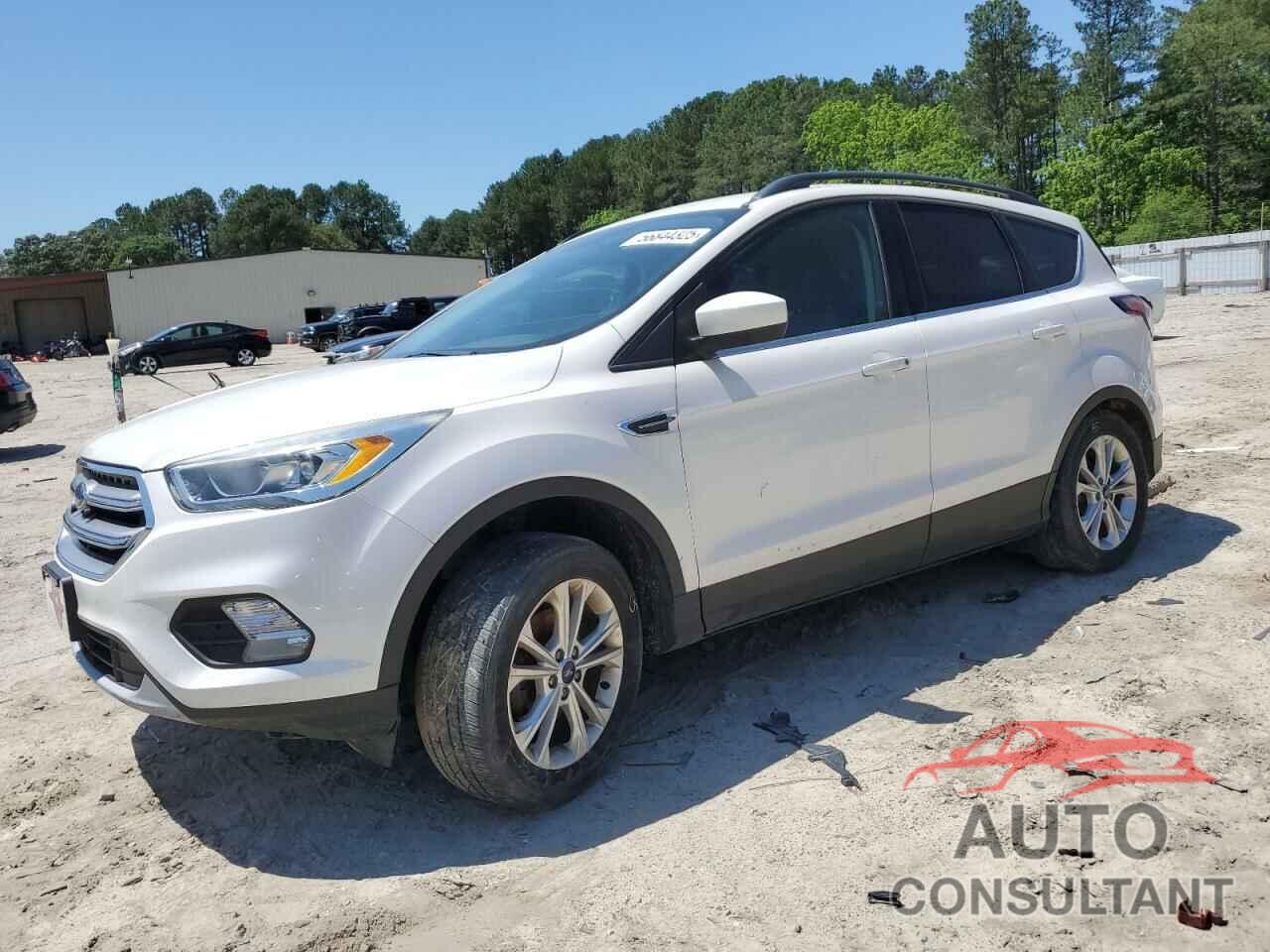 FORD ESCAPE 2017 - 1FMCU0GD6HUD69066