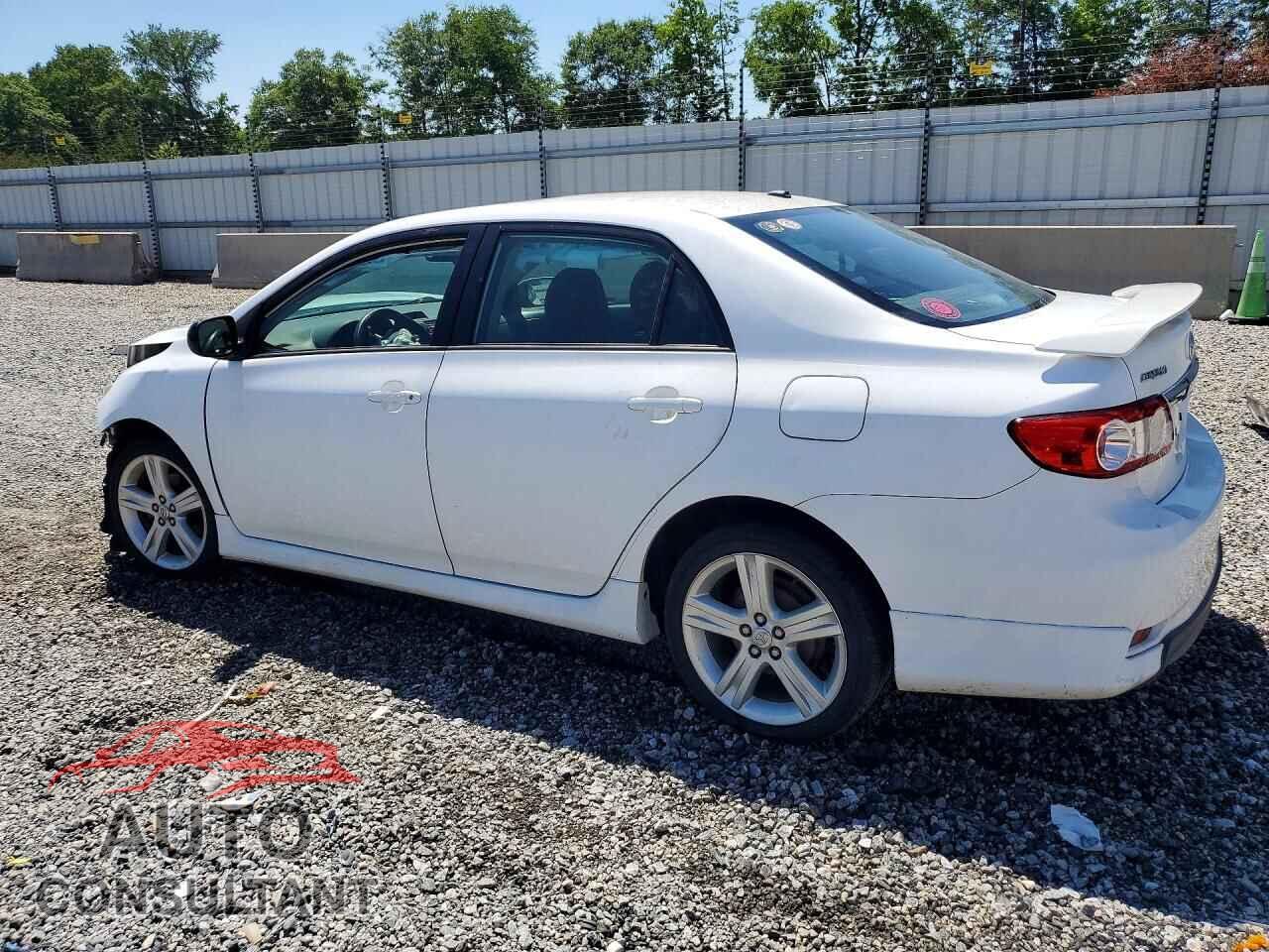 TOYOTA COROLLA 2013 - 2T1BU4EEXDC935496