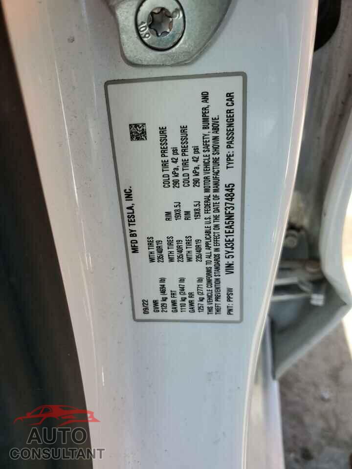 TESLA MODEL 3 2022 - 5YJ3E1EA5NF374845