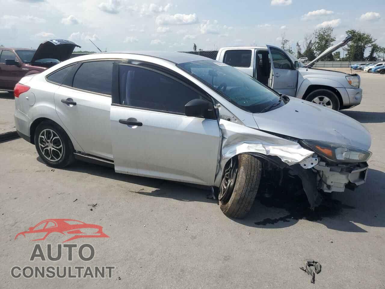 FORD FOCUS 2017 - 1FADP3E2XHL256607