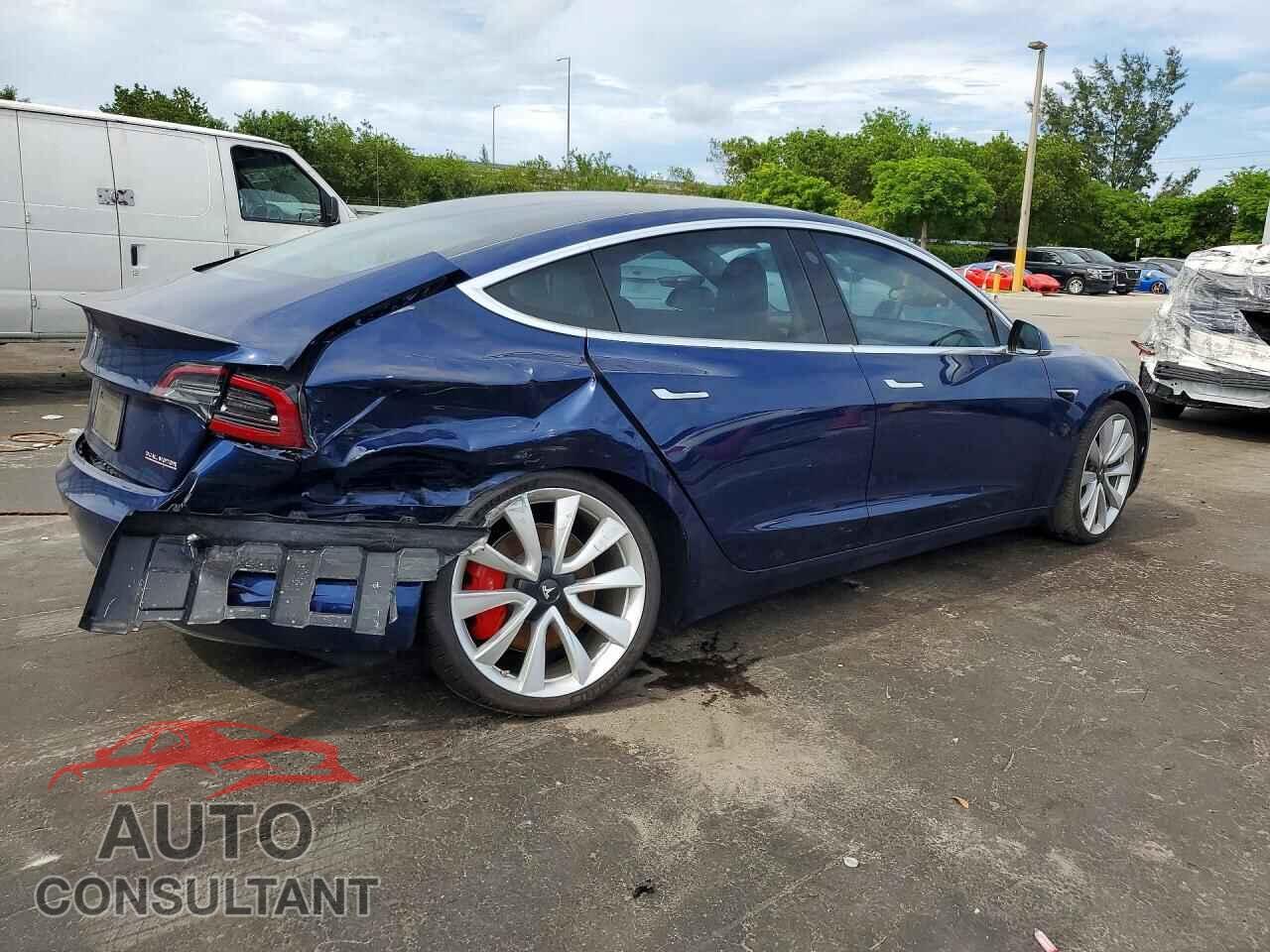 TESLA MODEL 3 2019 - 5YJ3E1EB8KF237774