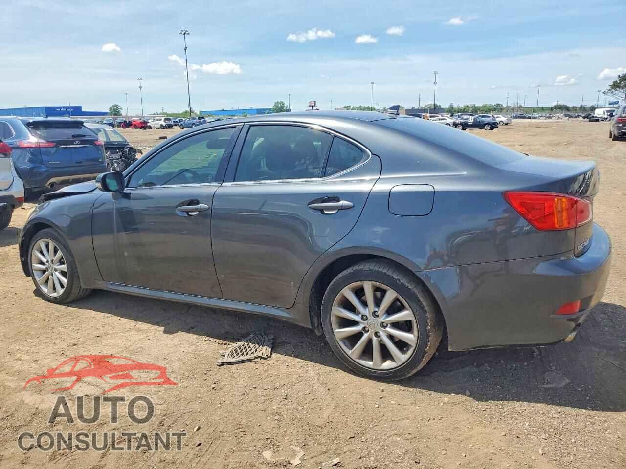 LEXUS IS 2009 - JTHCK262492032137