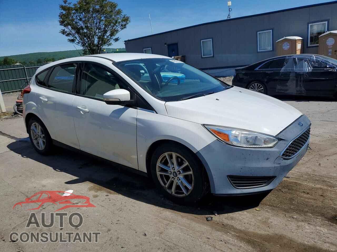 FORD FOCUS 2016 - 1FADP3K28GL392978
