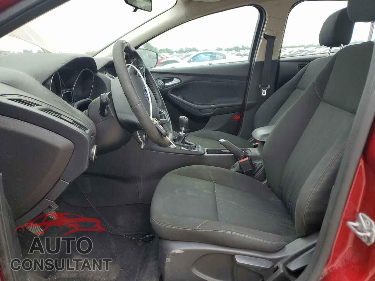 FORD FOCUS 2015 - 1FADP3FE8FL341063