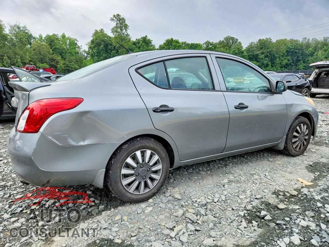 NISSAN VERSA 2014 - 3N1CN7AP1EL807563