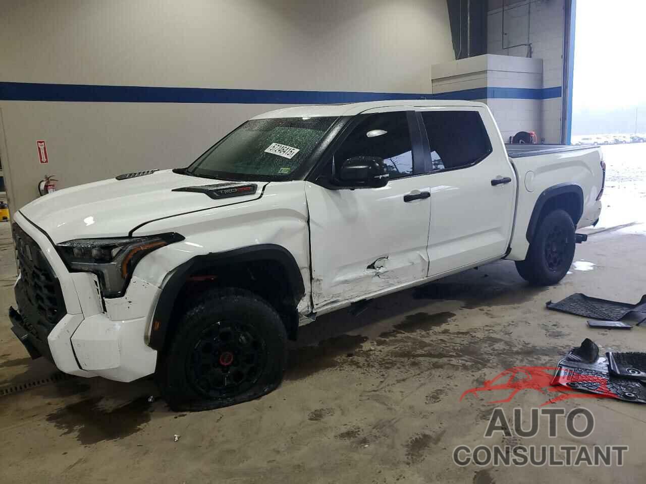 TOYOTA TUNDRA 2024 - 5TFPC5DB7RX081484