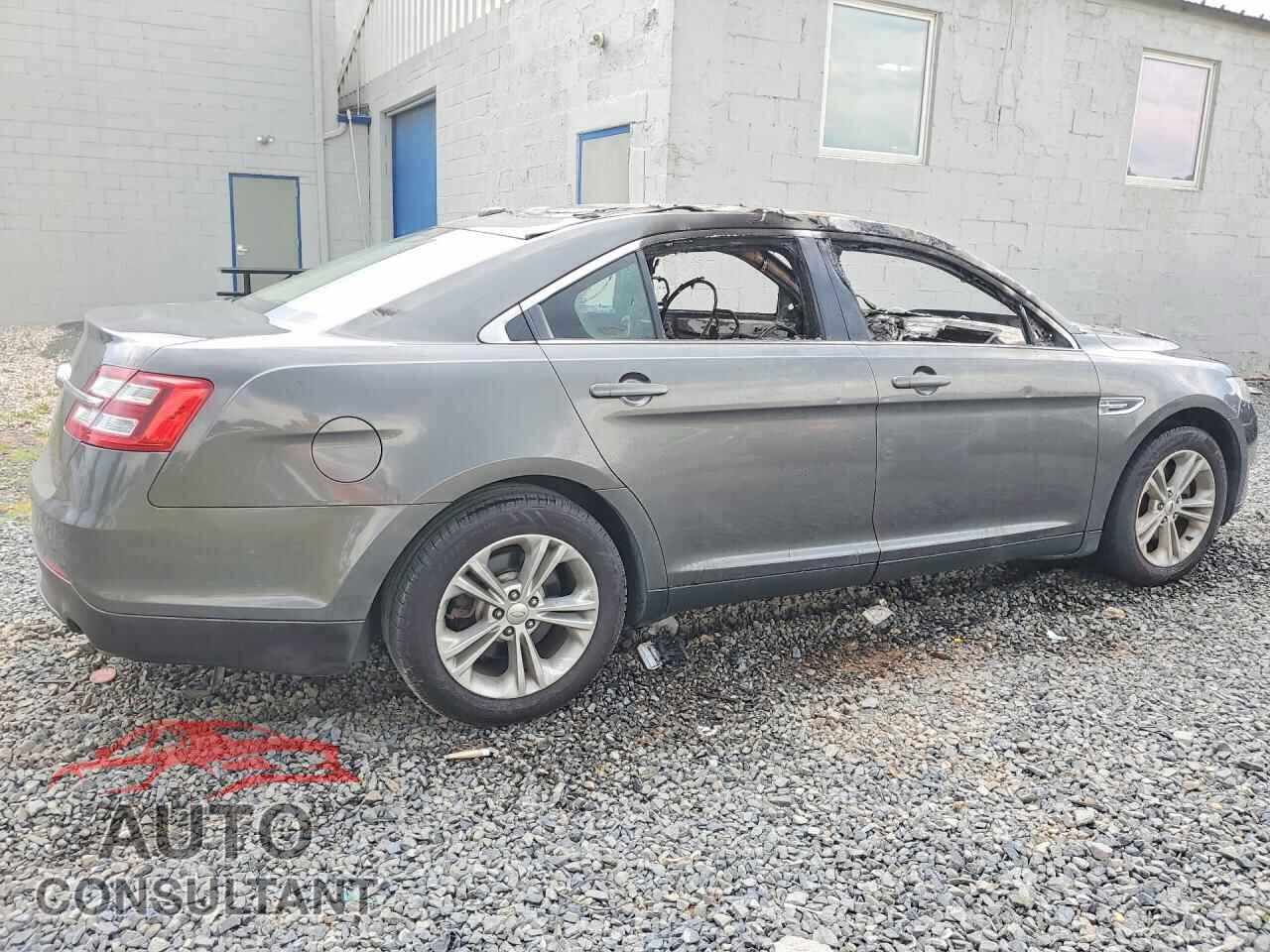 FORD TAURUS 2016 - 1FAHP2D83GG101373