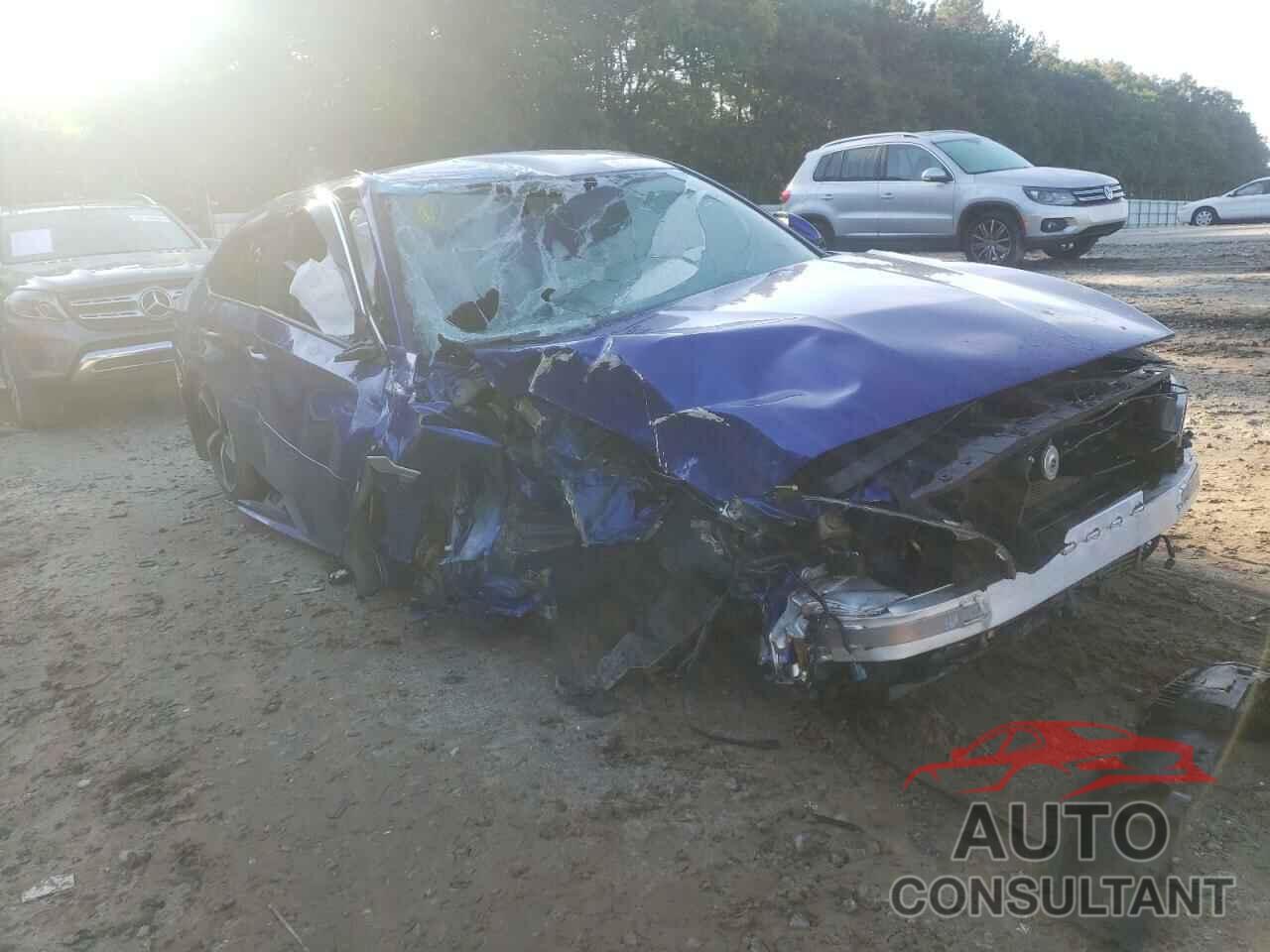 HONDA ACCORD 2018 - 1HGCV1F37JA268711