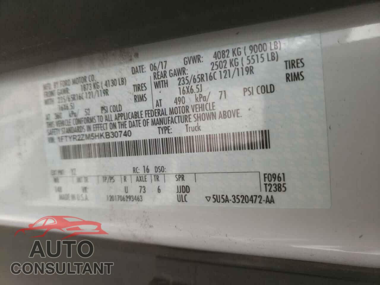 FORD TRANSIT CO 2017 - 1FTYR2ZM5HKB30740
