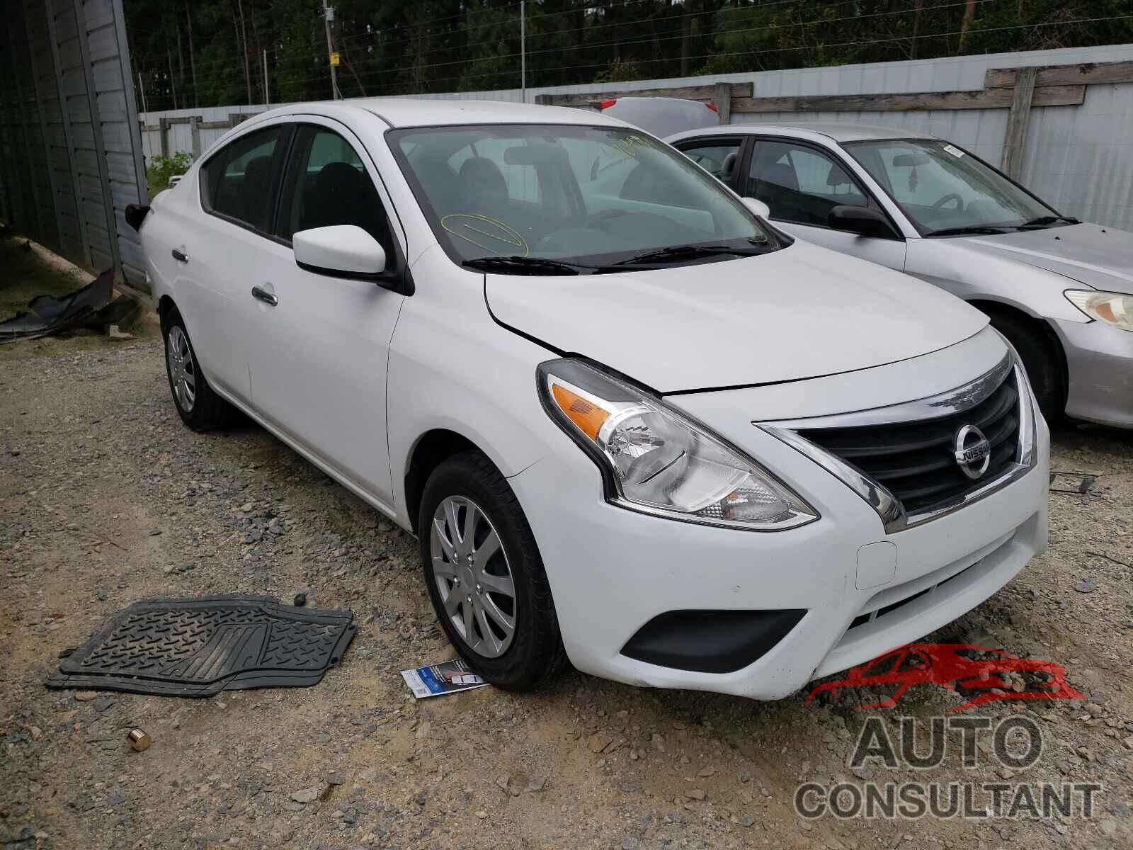 NISSAN VERSA 2019 - 3N1CN7AP2KL852913