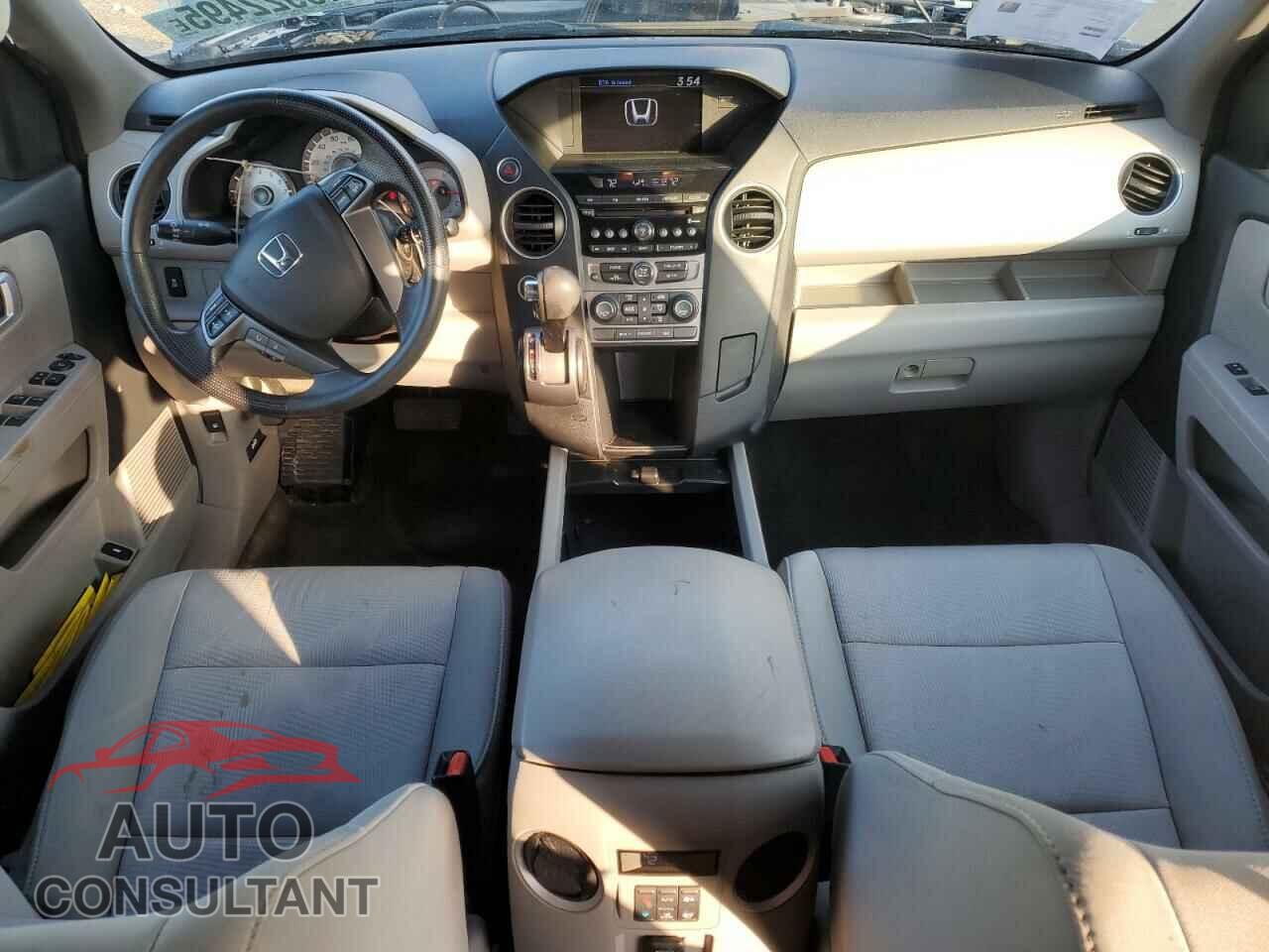 HONDA PILOT 2014 - 5FNYF4H21EB012004