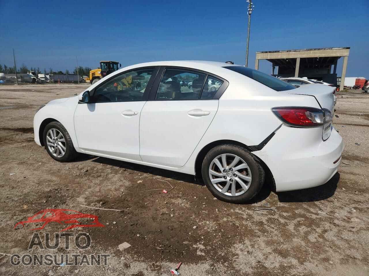 MAZDA 3 2012 - JM1BL1W82C1692456