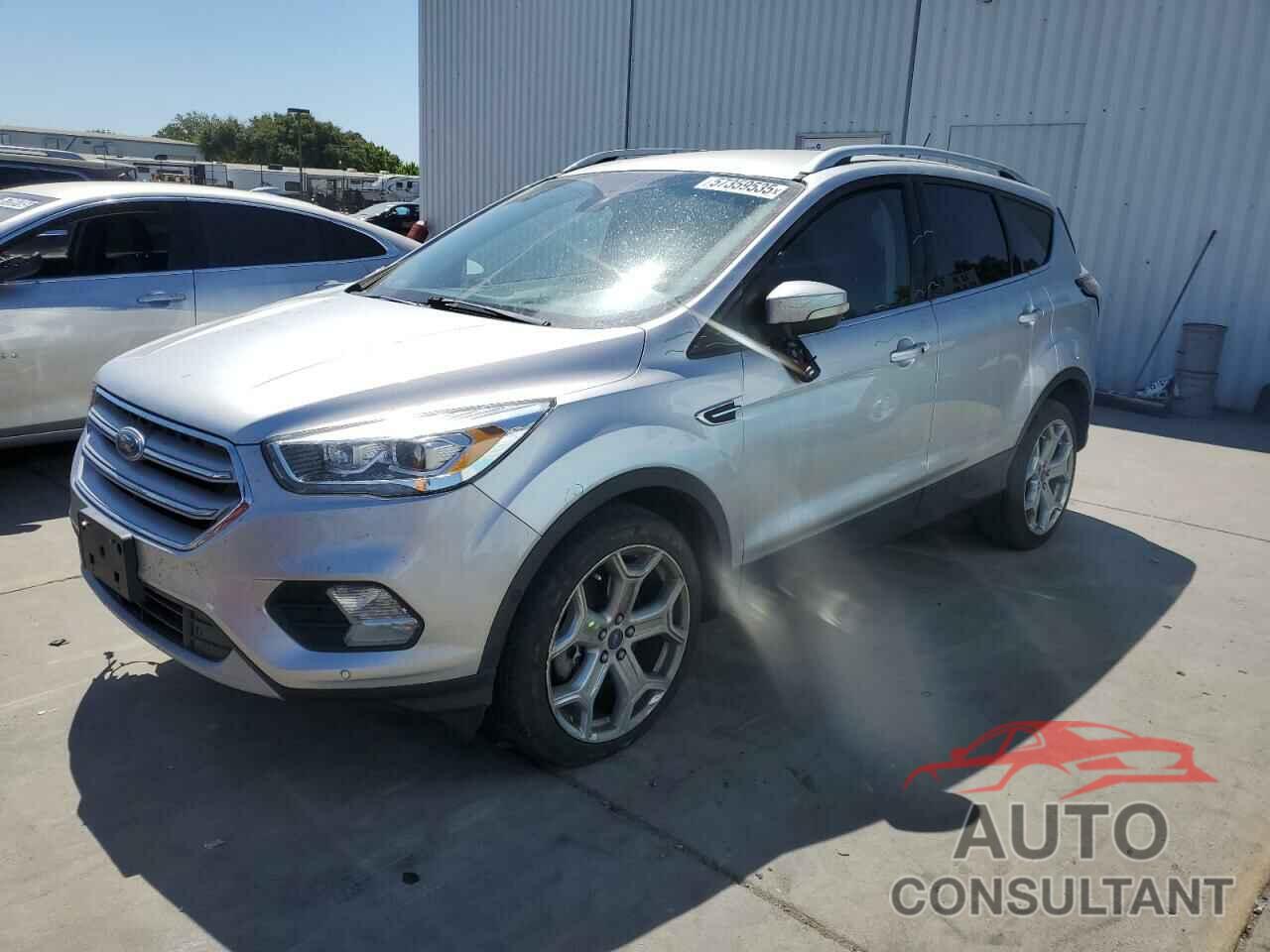 FORD ESCAPE 2018 - 1FMCU0J96JUB26237
