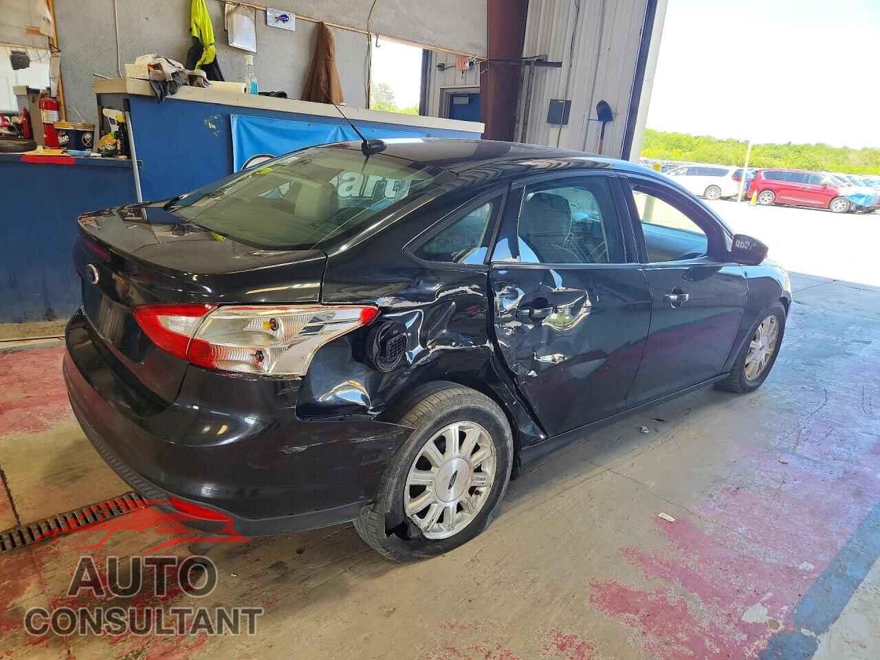 FORD FOCUS 2014 - 1FADP3F26EL257537