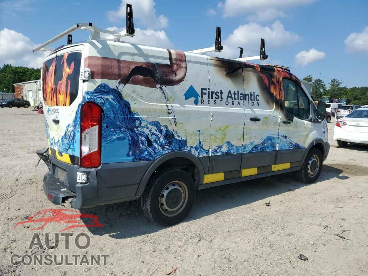 FORD TRANSIT 2017 - 1FTYR1ZMXHKB13295