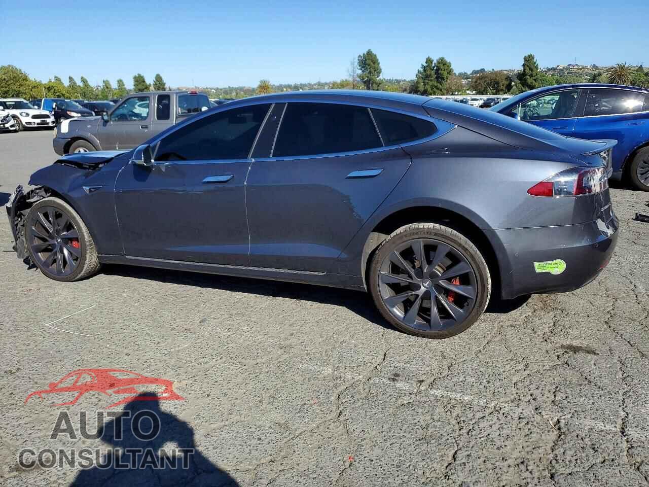 TESLA MODEL S 2018 - 5YJSA1E45JF276880