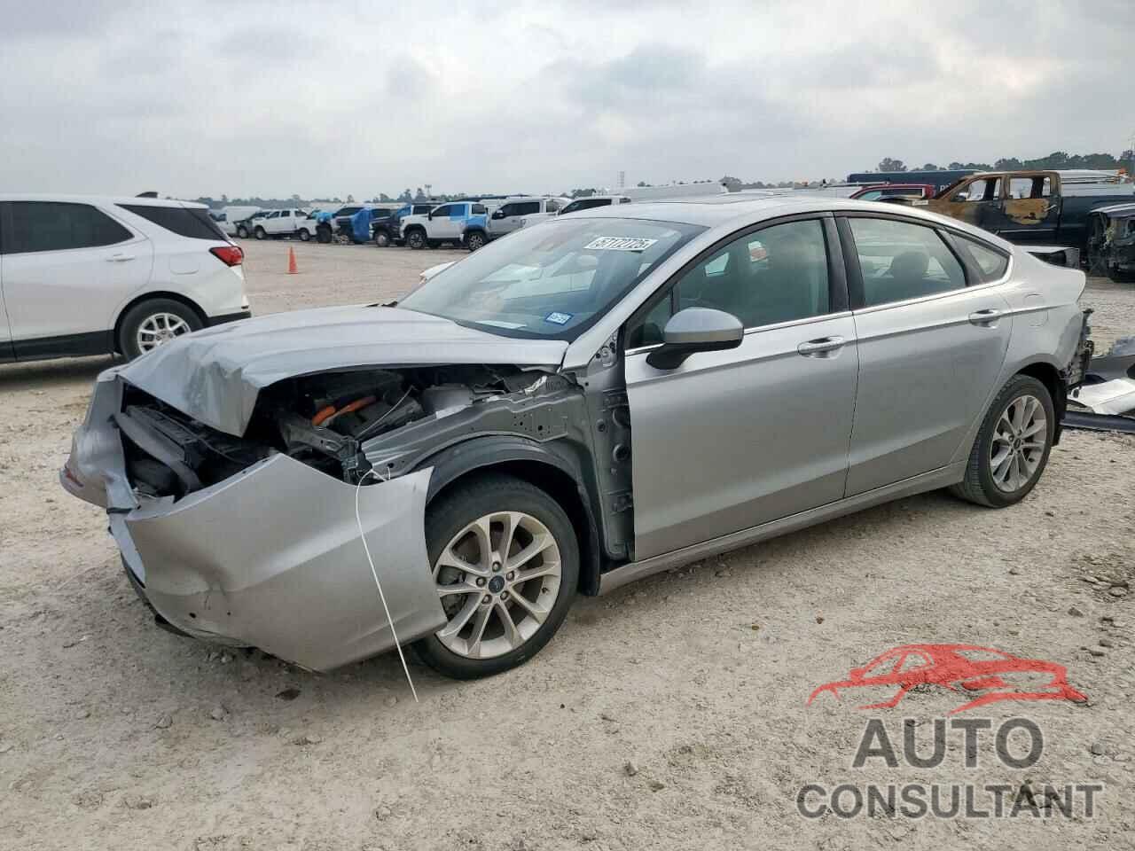 FORD FUSION 2020 - 3FA6P0LU5LR104854