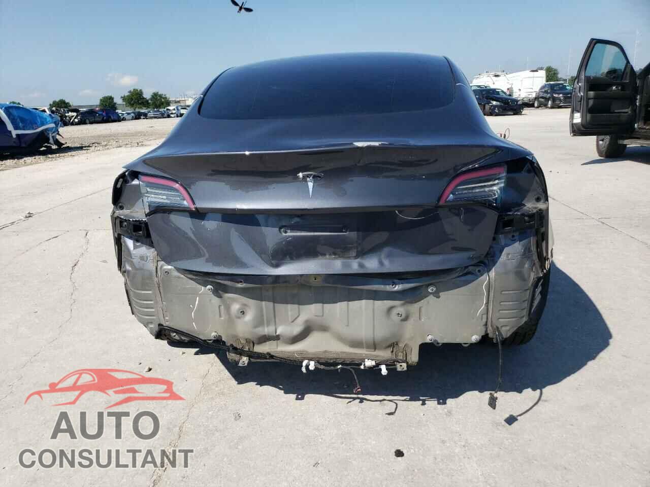 TESLA MODEL 3 2022 - 5YJ3E1EA9NF186846
