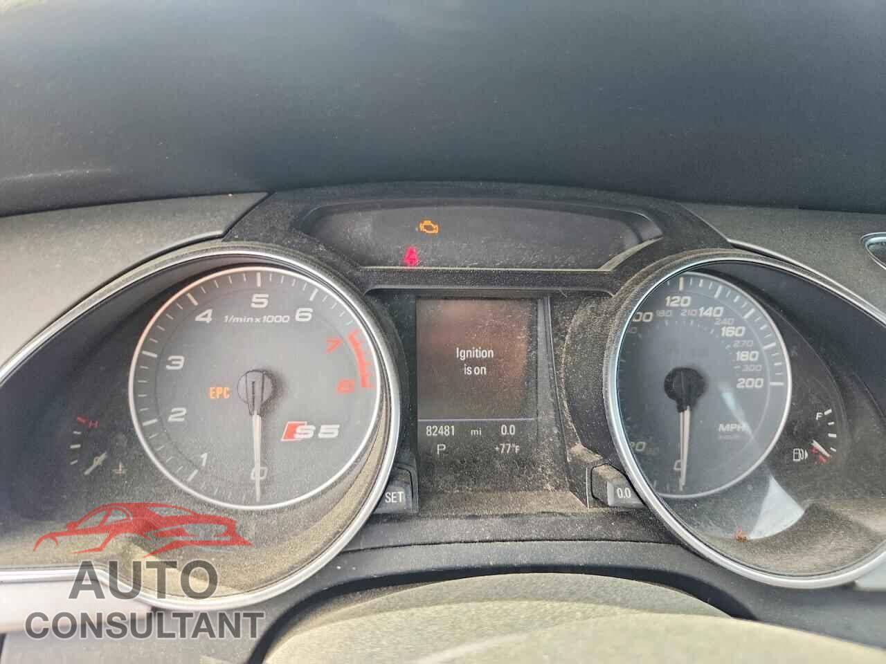 AUDI S5/RS5 2010 - WAUVVAFR1AA007700
