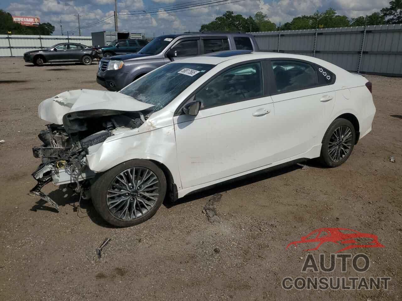 KIA FORTE 2023 - 3KPF54AD8PE599641
