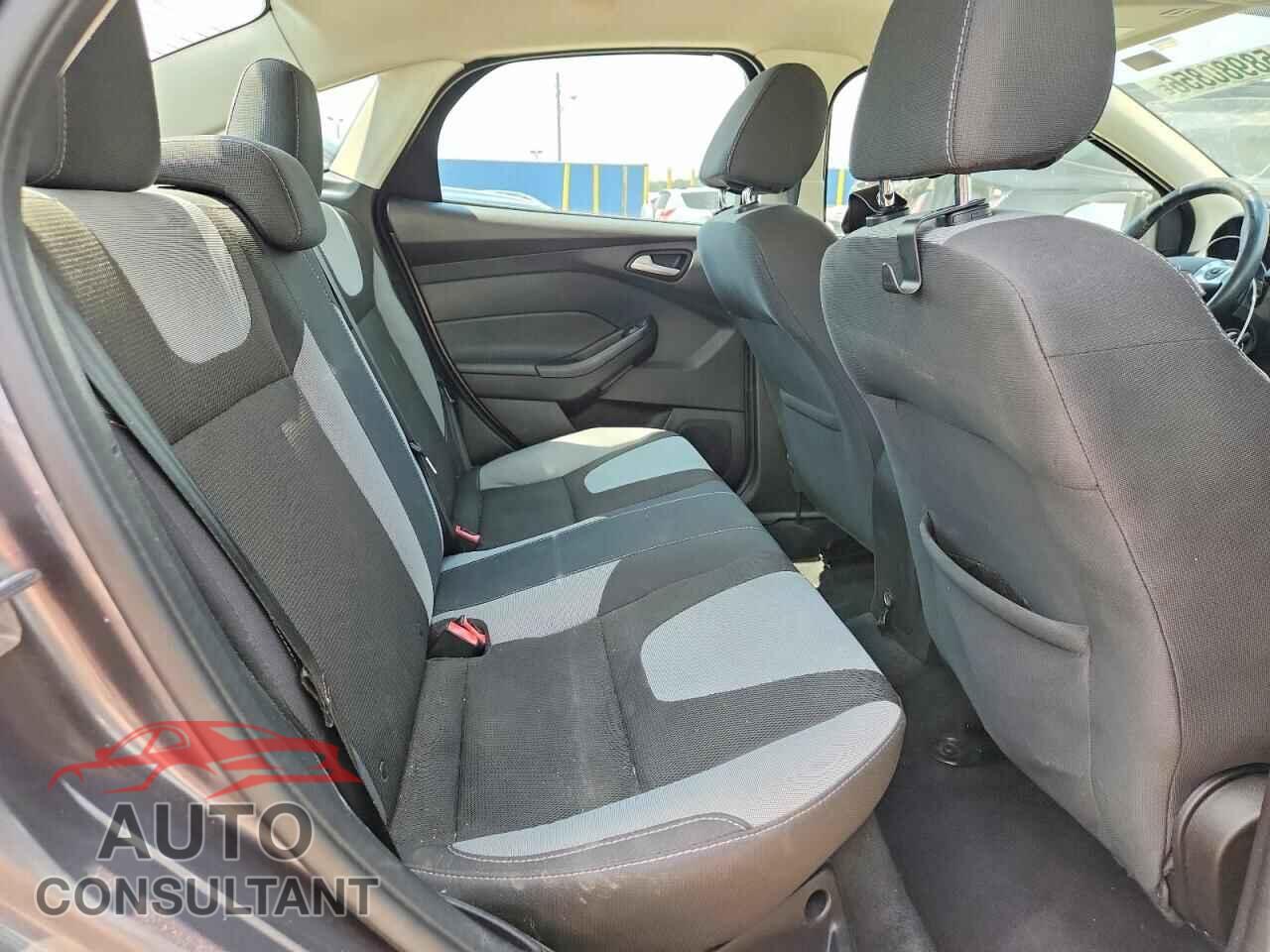 FORD FOCUS 2014 - 1FADP3F29EL369345