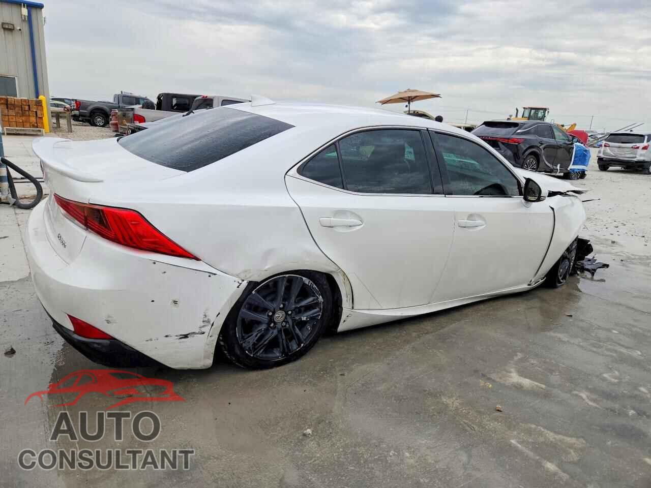 LEXUS IS 2020 - JTHAA1D29L5101577