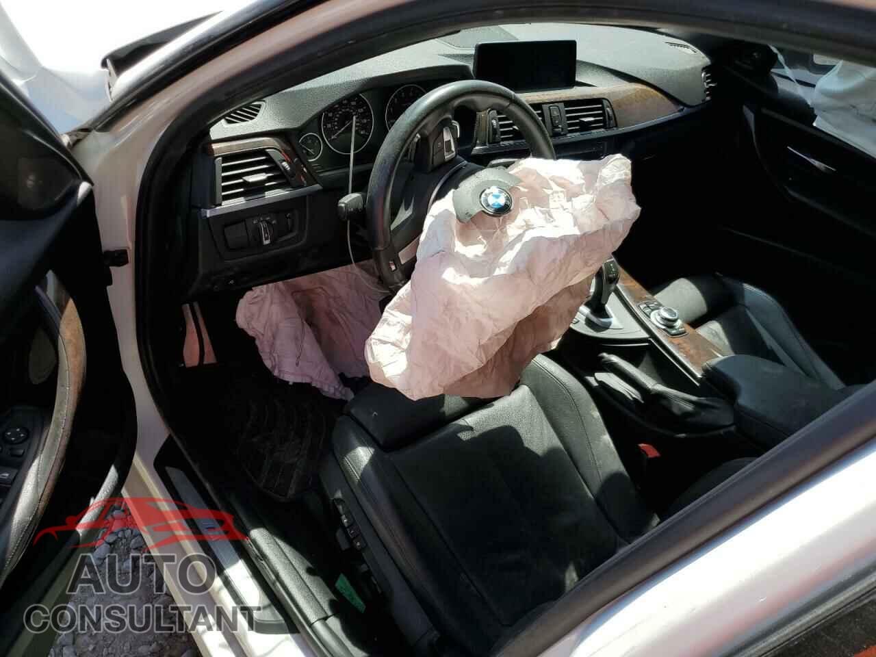 BMW 3 SERIES 2013 - WBA3B9C59DF587947