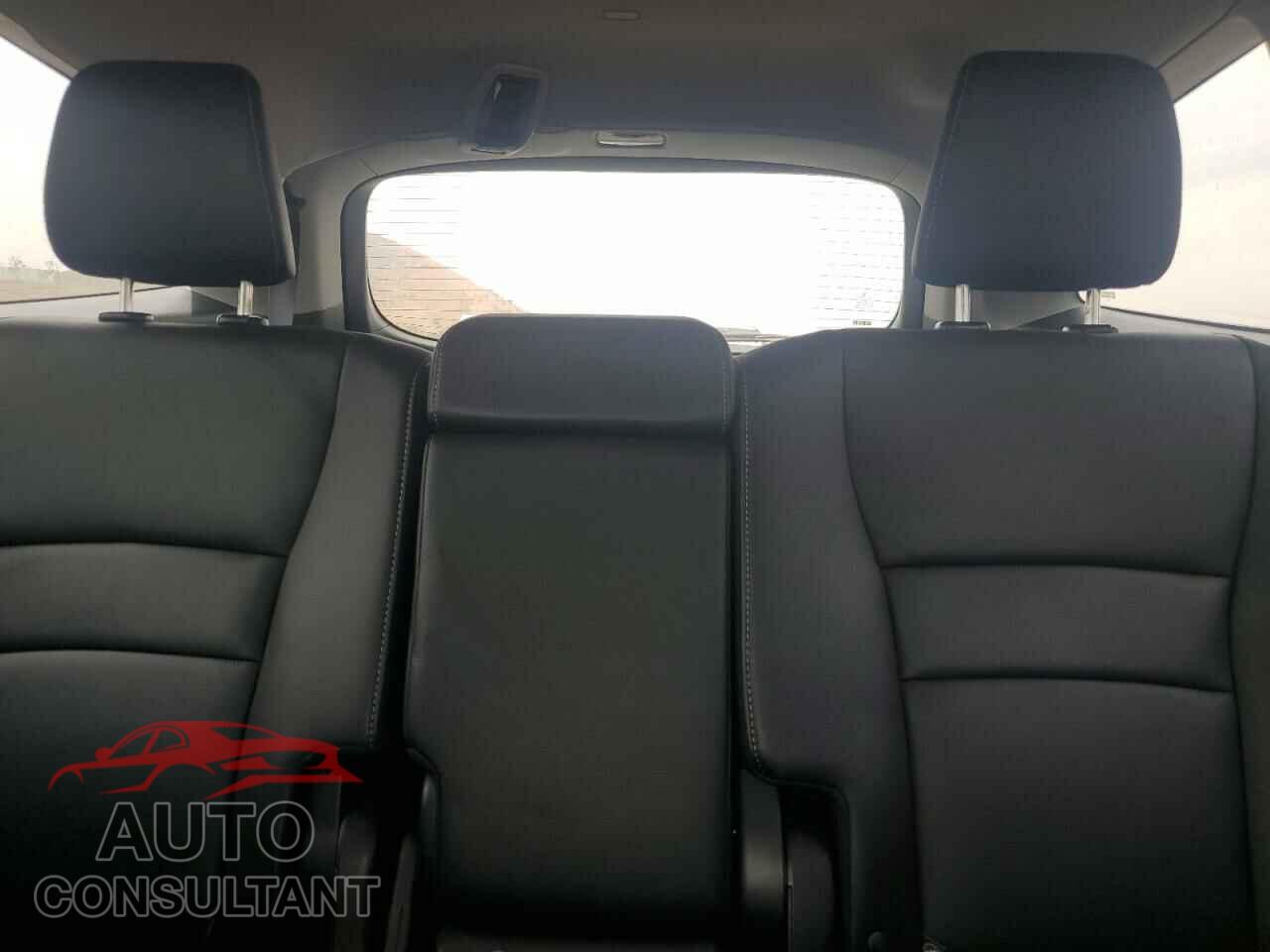 HONDA PILOT 2021 - 5FNYF5H51MB006072