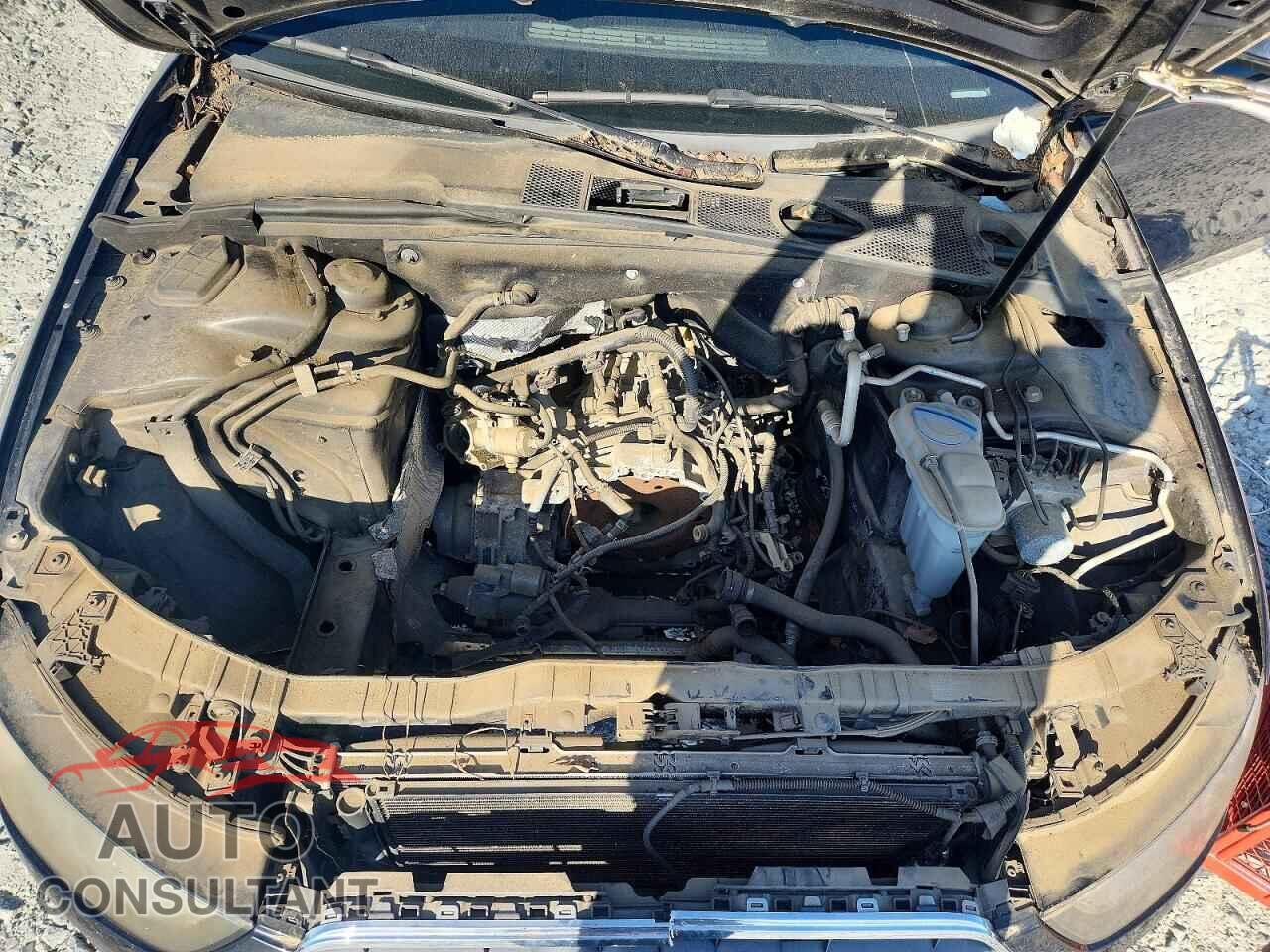AUDI A4 2013 - WAUFFAFL7DN042221