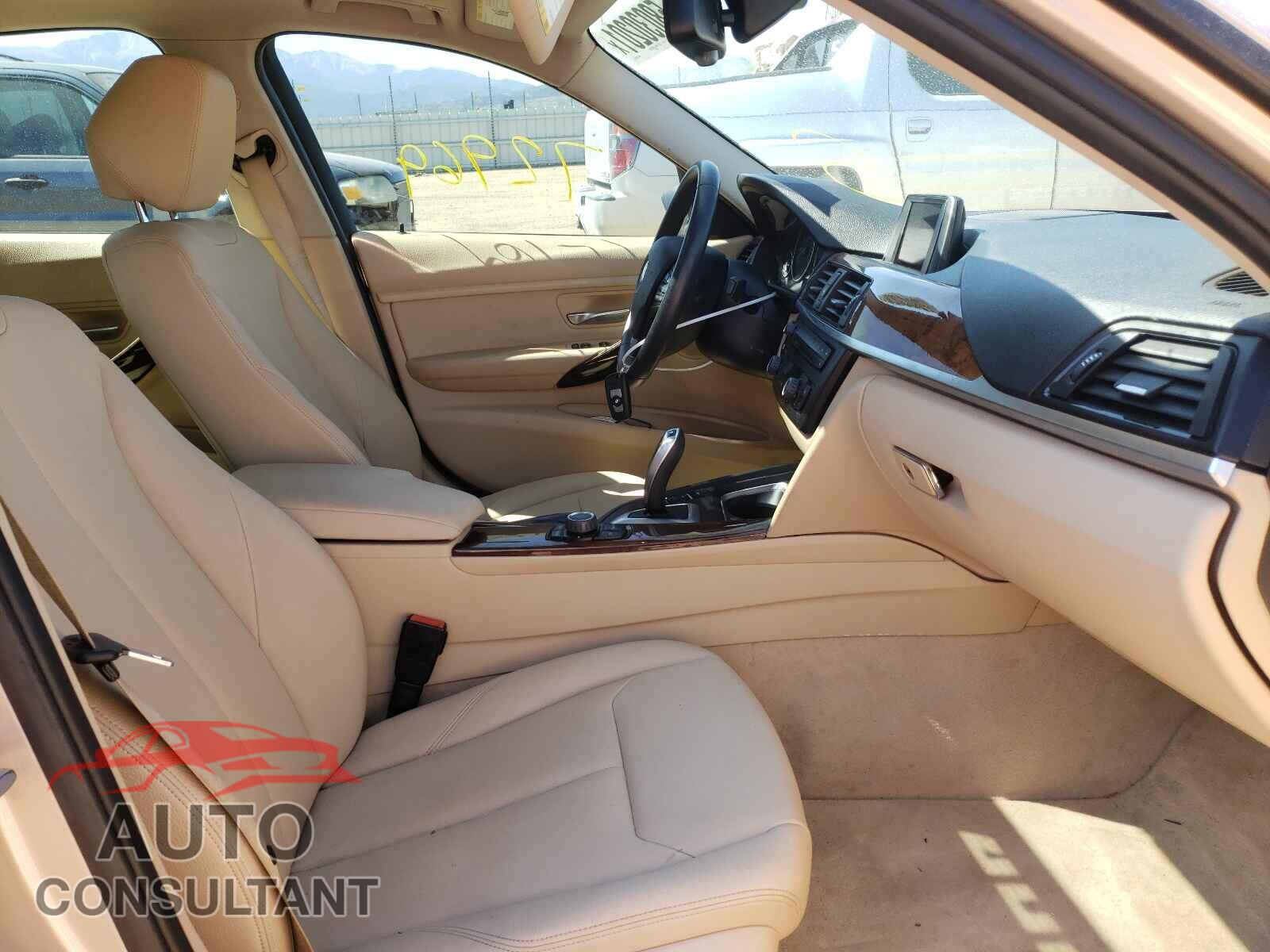 BMW 3 SERIES 2014 - WBA3C3G55ENS67214