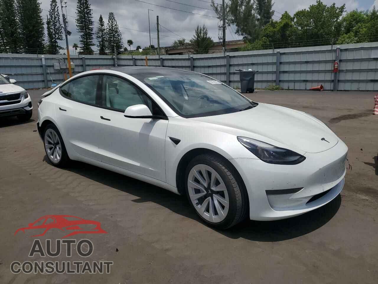 TESLA MODEL 3 2023 - 5YJ3E1EA5PF580945
