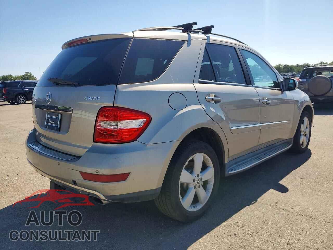 MERCEDES-BENZ M-CLASS 2009 - 4JGBB86E29A488343