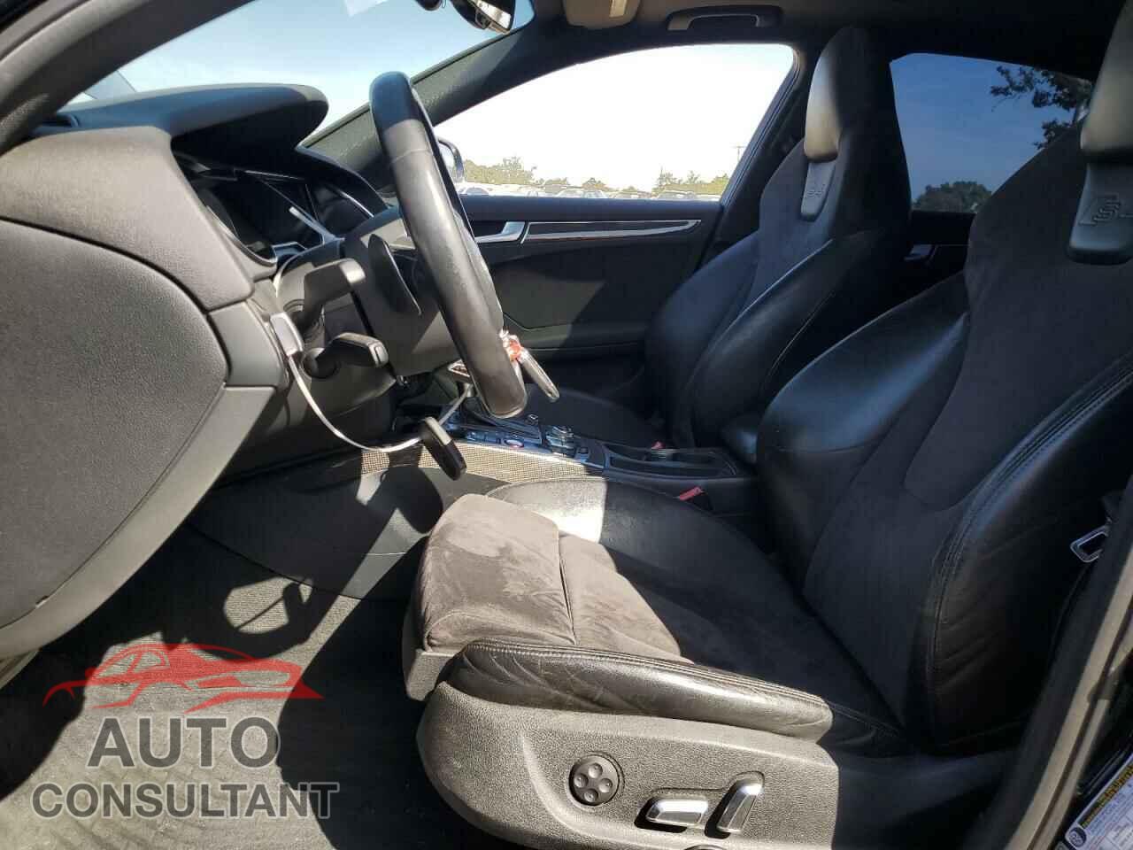 AUDI S4/RS4 2014 - WAUBGAFL8EA133910