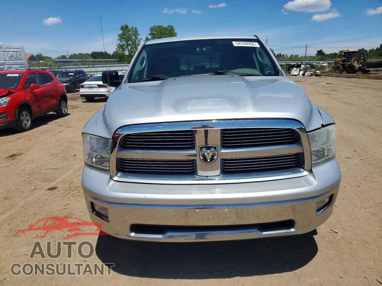 DODGE RAM 1500 2012 - 1C6RD7LT9CS163191