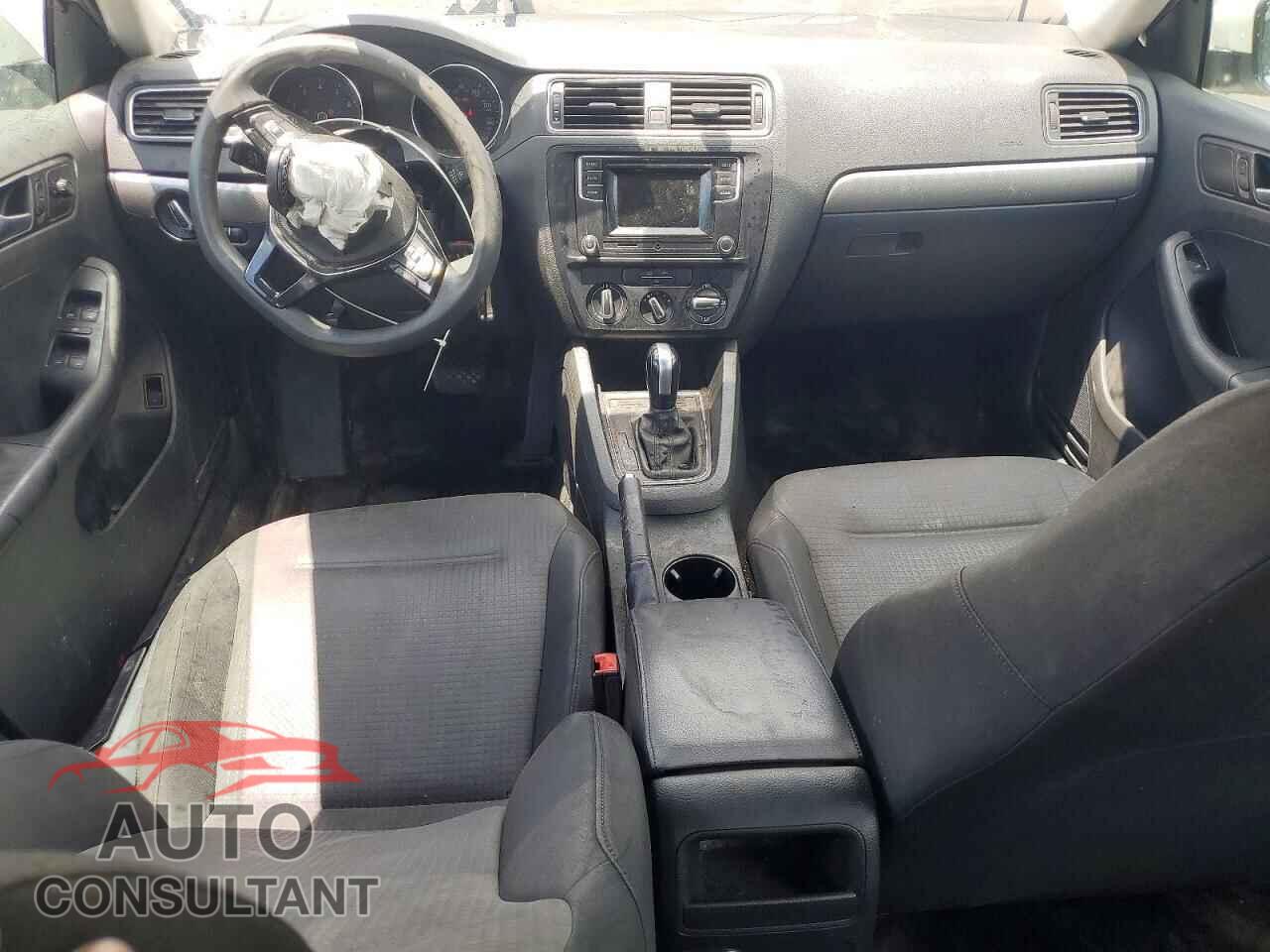 VOLKSWAGEN JETTA 2017 - 3VW2B7AJ6HM225595