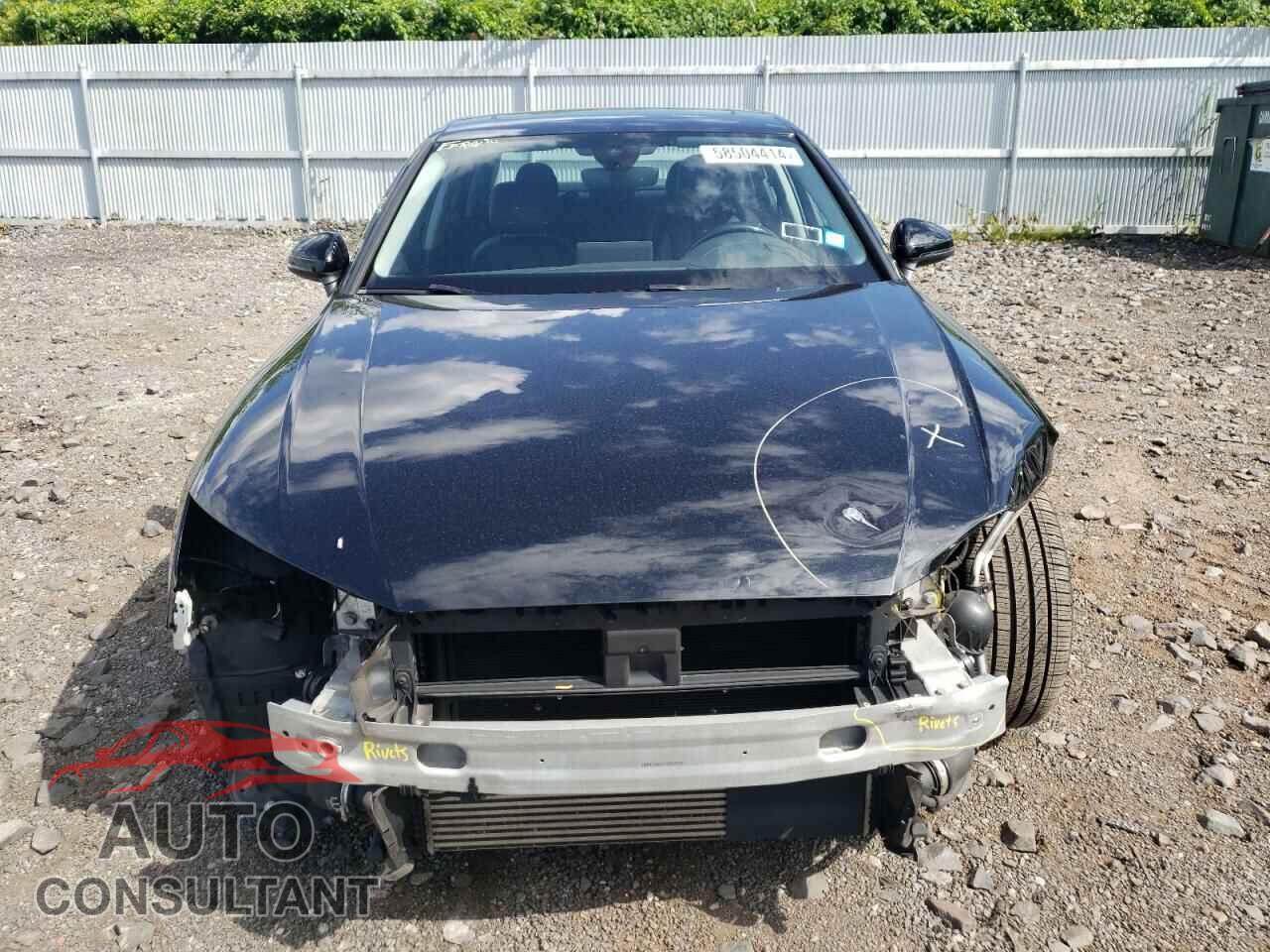 AUDI A4 2017 - WAUDNAF41HN049545