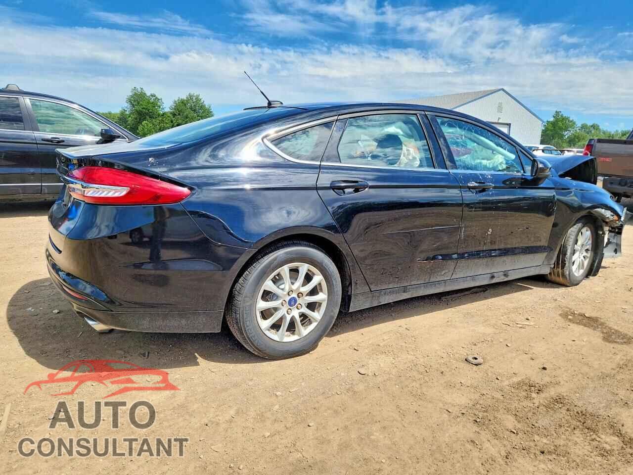 FORD FUSION 2017 - 3FA6P0G77HR328381