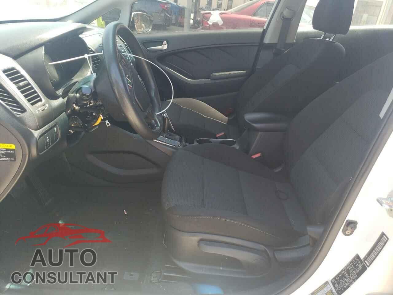 KIA FORTE 2017 - 3KPFK4A76HE115695