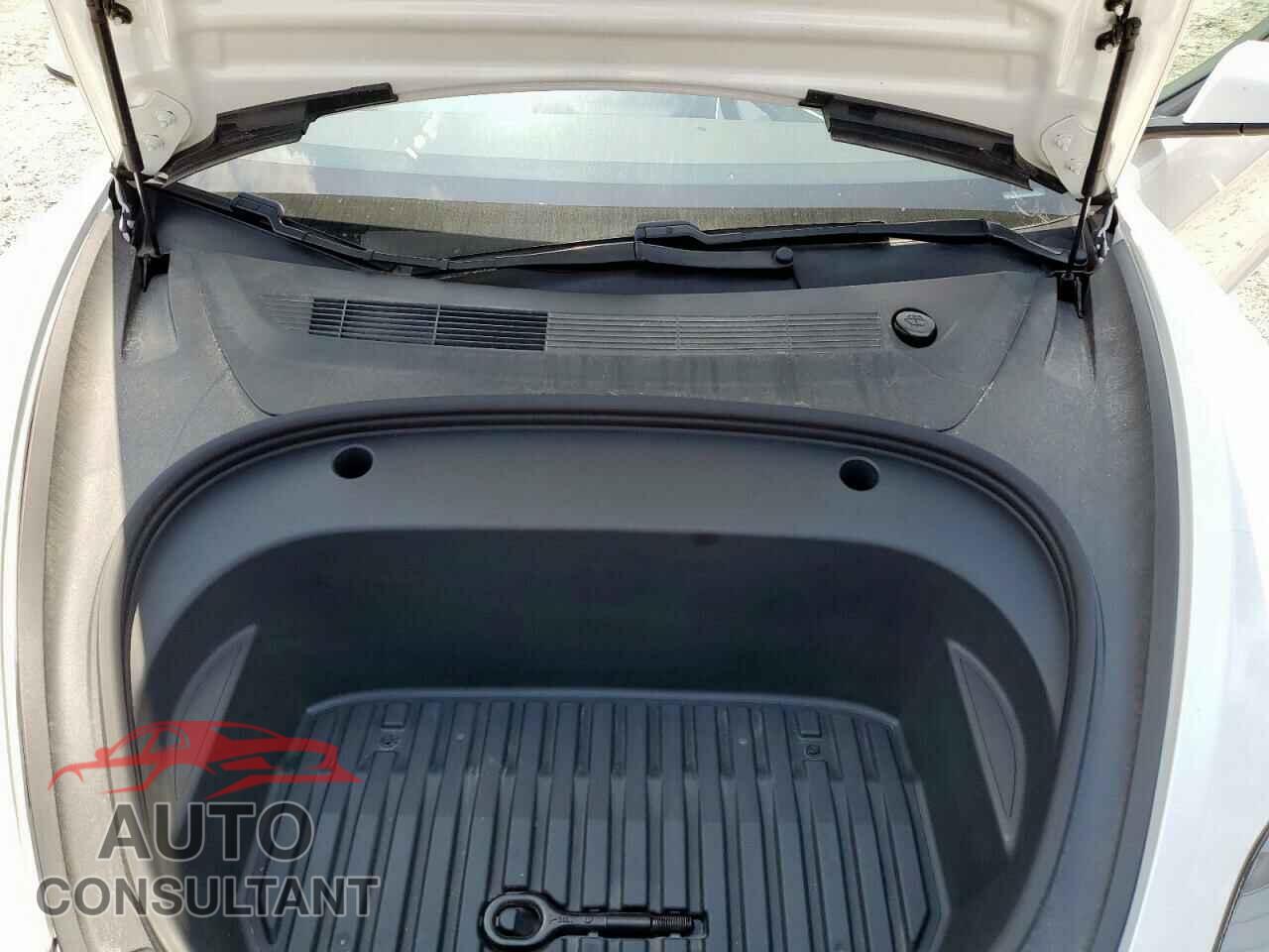 TESLA MODEL 3 2021 - 5YJ3E1EB1MF049049