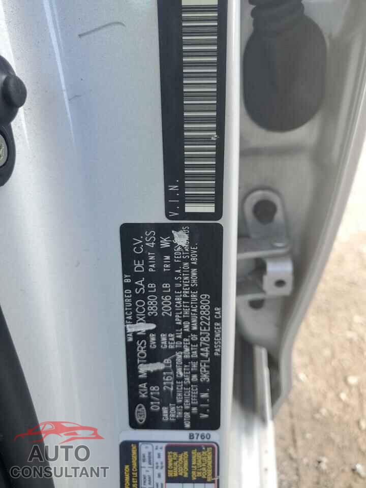 KIA FORTE 2018 - 3KPFL4A78JE228809