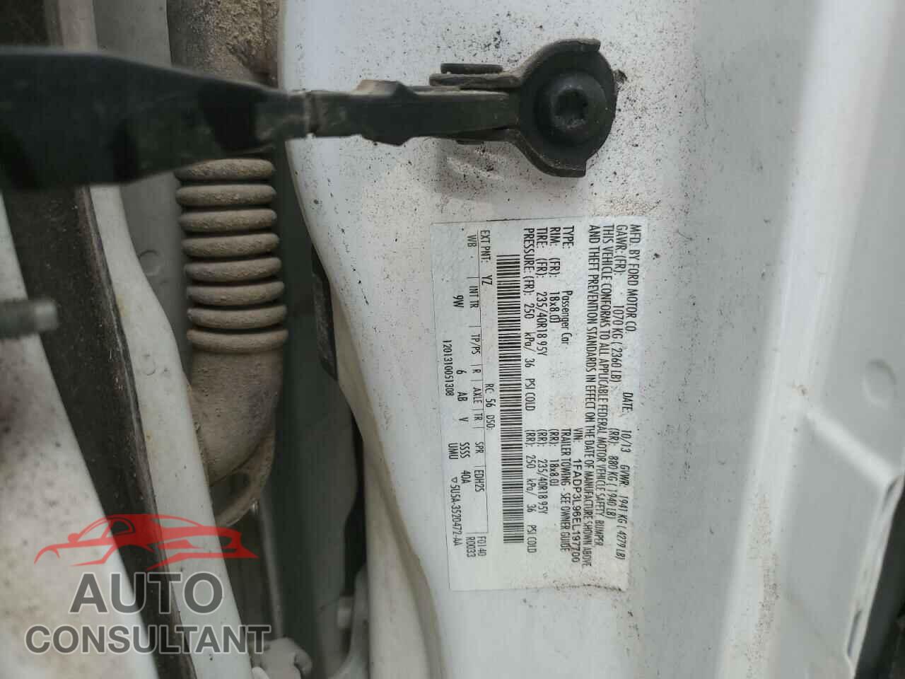 FORD FOCUS 2014 - 1FADP3L96EL197700