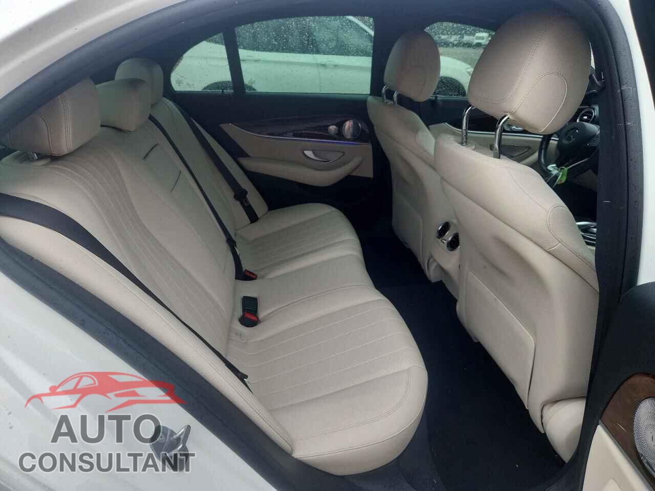 MERCEDES-BENZ E-CLASS 2017 - WDDZF4KB4HA062153