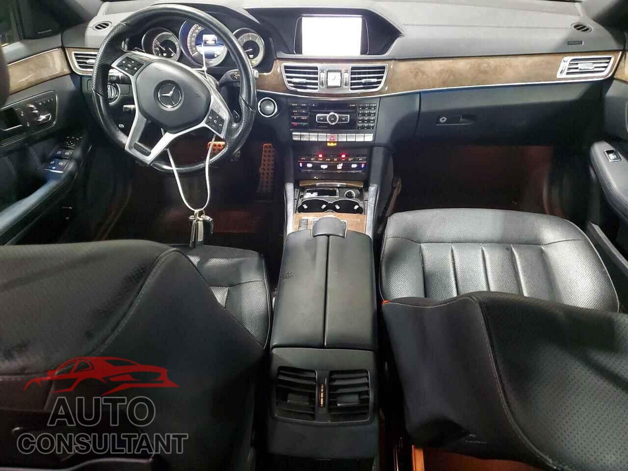 MERCEDES-BENZ E-CLASS 2015 - WDDHF6HB2FB093343