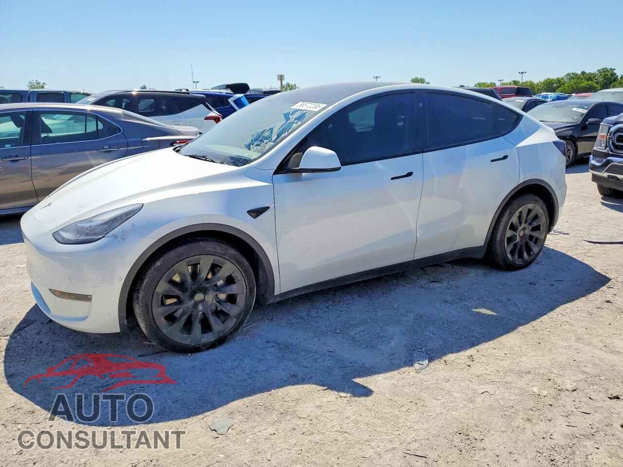 TESLA MODEL Y 2022 - 7SAYGDEE2NF413284