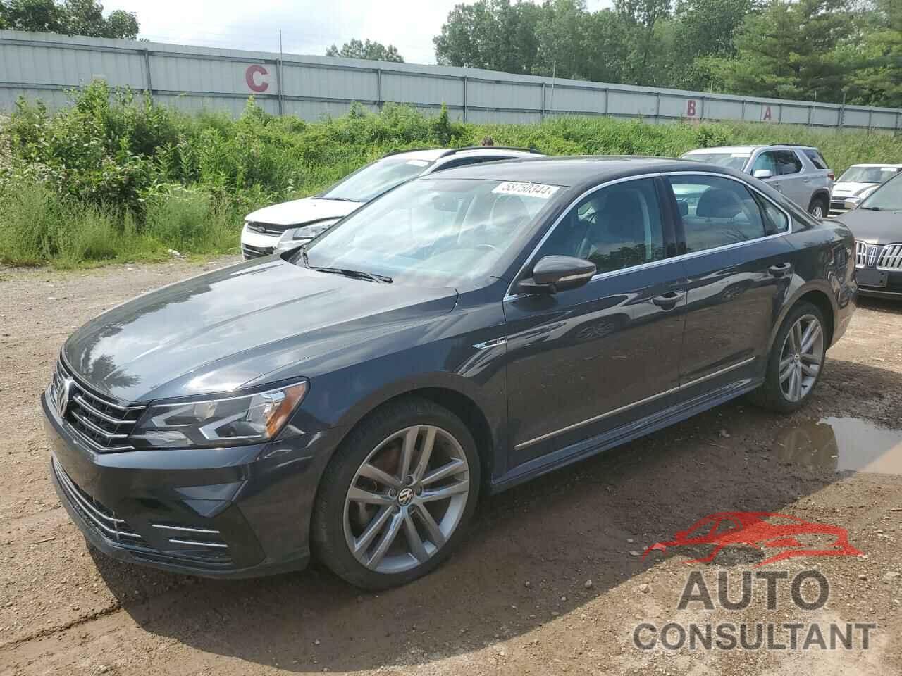 VOLKSWAGEN PASSAT 2017 - 1VWDT7A37HC064442