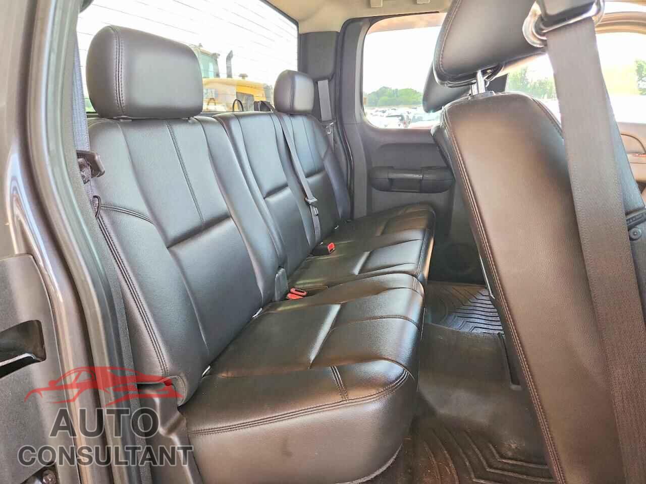 CHEVROLET SILVERADO 2010 - 1GCSKTE31AZ255177